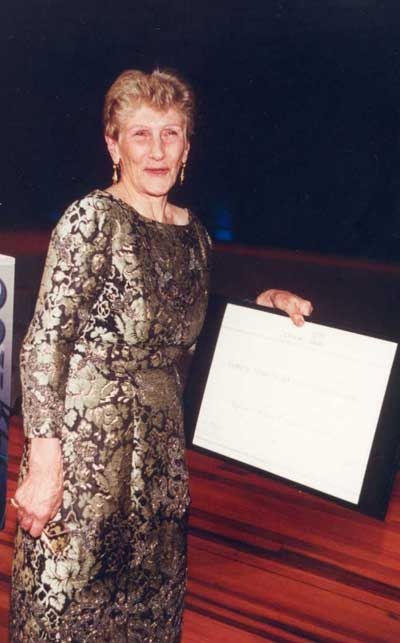 Thressa receives Lifetime Achievement Award for Women in Science.