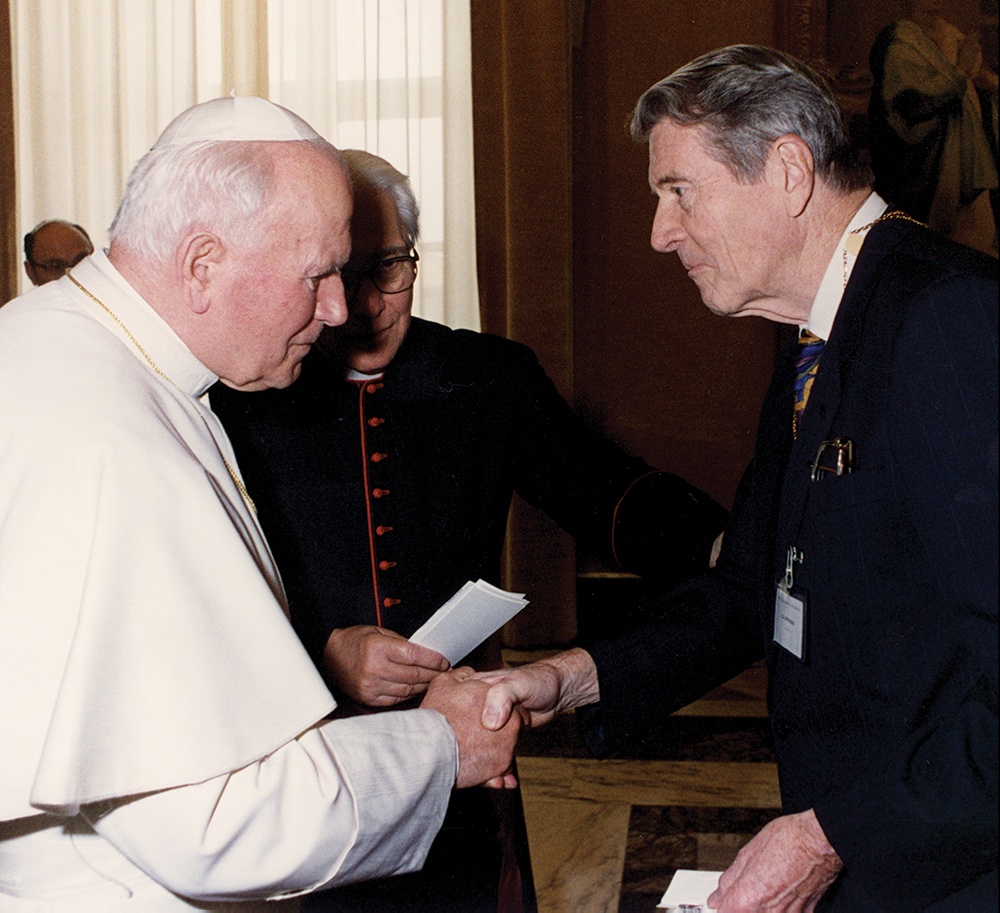 Anfinsen meeting Pope John Paul II